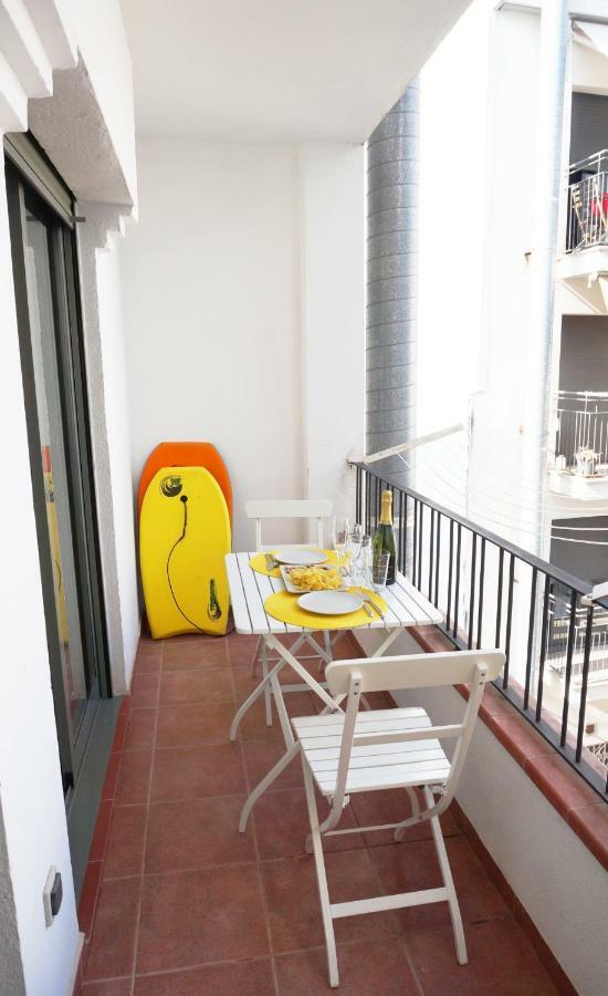 Happy Holiday Beach Home Σίτζες Εξωτερικό φωτογραφία