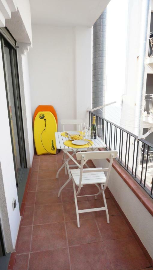 Happy Holiday Beach Home Σίτζες Εξωτερικό φωτογραφία